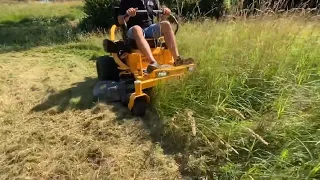 CUB CADET XZ5 127 - Trattorino raggio zero a leve - Sfalcio di erba incolta e alta