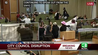 Sacramento City Council meeting paused after disruption at city hall