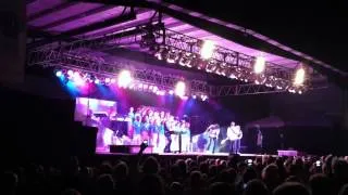 Foreigner sings with local School Choir - I want to Know What Love Is - 9/22/12