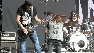 PHIL CAMPBELL AND THE BASTARD SONS - Overkill - Barcelona Rock Fest 2022
