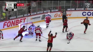 AVG's pretty tic-tac-toe goal on PP