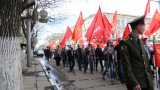 Шествие коммунистов на 1 мая по Саратову