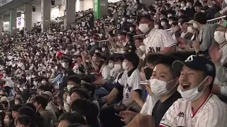 Moment: Ohtani hits scoreboard with huge home run during batting practice | 大谷翔平