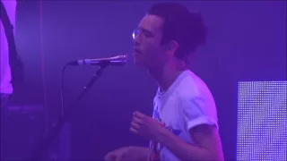 Somebody Else - The 1975 [LIVE]