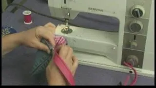 Making Handbags & Carryalls From Recycled Jeans : Make a Jeans Pocket Purse: Making Strap