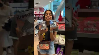 Unique Chocolates at Hersheys Store 😍😍 | Singapore Hersheys Store Review | So Saute #shorts