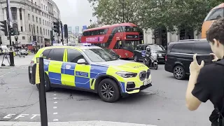 Armed BMW X5 GO5 Responding through heavy traffic.