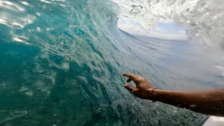 POV SURF BALI - Surf crystal clear waves inside corner uluwatu