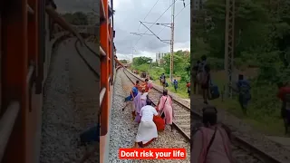 Live Train accident ||  please don't risk your life 🙏 #shorts #indianrailways