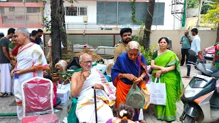 mullaivasal krishnamurthy sastrigal blesses devotees Bangalore