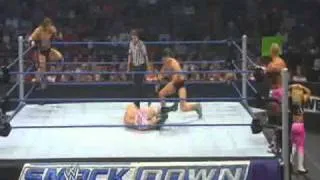 Drew Mcintyre y Cody Rhodes vs The Hart dynasty