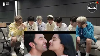 BTS reacts to Tere Pyaar Mein (Song) Tu Jhoothi Main Makkaar | Ranbir, Shraddha | BTS reacts