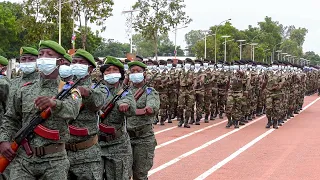 Central African Republic: military parade for 60 years of independence