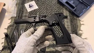 Beretta 92FS (M9) Parts kit - Unboxing and Initial Assembly
