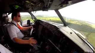 Boeing 737-800 - Amazing Landing (HD Cockpit View) Part 1.