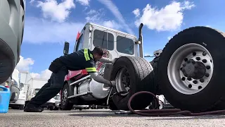 Replacing A 445/50R22.5 super single truck tire