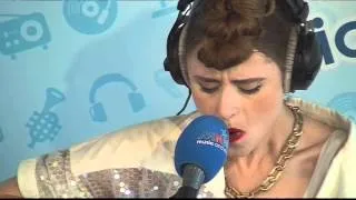 MNM: Kiesza - Hideaway [Live]