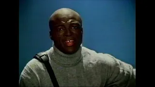 GAP Clothes "Give a Little Bit" Commercial feat. Seal, Alanis Morissette, Macy Grey. December 6 2001