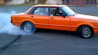 Ford Cortina 30S Burnout