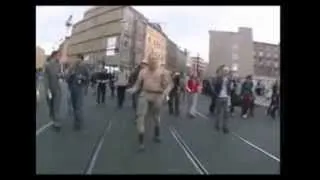 splankton vs. the techno viking