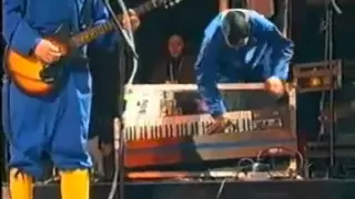 Beastie Boys - Sabotage (Live at Woodstock 1999)