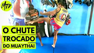 ENTENDA O CHUTE TROCADO DO MUAY THAI