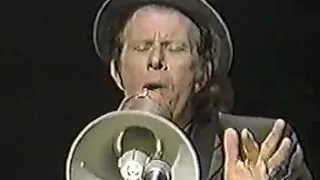 Tom Waits - "Chocolate Jesus" (Live on David Letterman, 1999)