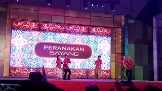 Peranakan Sayang Performing Arts Group in Singapore Chinese New year performance