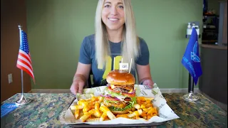 TROOP CAFE'S 10 MINUTE BURGER CHALLENGE