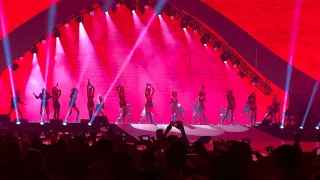 TWICE - Go Hard (4K LIVE FANCAM) | ‘READY TO BE’ TOUR - CHICAGO 06.28.2023