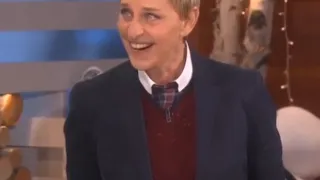 Laugh at Your Favorite Celebs Playing 5 Second Rule on Ellen - Absolutely Hilarious!