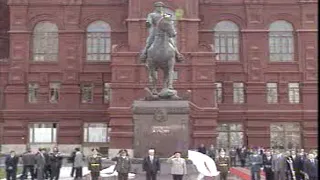[RAW Footage] Unveils Monument to Georgy Zhukov in Moscow, Russia 8 May 1995 Russian Anthem