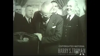 MP2006-10  Collected Warner Pathe Newsreels of Truman and Eisenhower