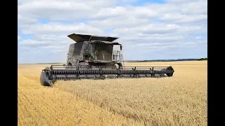 Fendt Ideal 8 Combine In Action UK