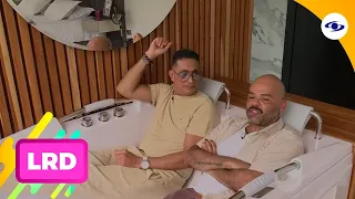 La Red: Hebert Vargas le da a Carlos Vargas un recorrido por su casa en Medellín - Caracol TV