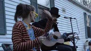 Working On  A Building - Chris Rodrigues & Abby the Spoon Lady