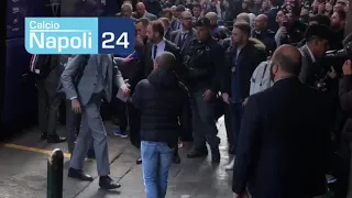 Champions League, Napoli-Barcellona: l'arrivo di Messi e compagni in albergo