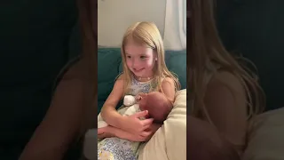 Siblings Meet Their New Twin Sisters