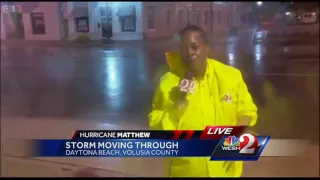 Reckless driver buzzes WESH 2 reporter in Daytona Beach