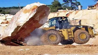 25 Dangerous Big Excavator, Dozer & Truck Driving Fails | Heavy Equipment Skills, Truck & Car Idiots