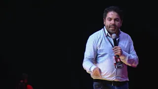 Encontrando el propósito | Efrén Martínez | TEDxBogotá