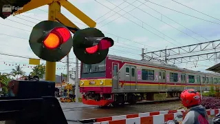 Palang Kereta Api Perlintasan Railroad Crossing in Indonesia