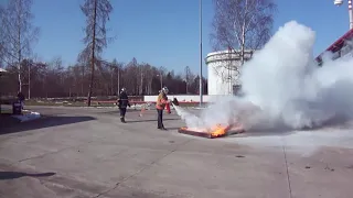 Srovnání impulsního hašení a hasícího přístroje