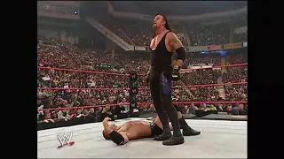 Undertaker Chokeslams to Batista