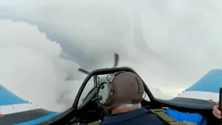 Cloud surfing with North American P-51D Mustang "Louisiana Kid" OnBord flight 360° 4K