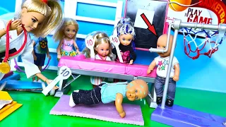 THEY STAGED A CIRCUS IN PHYSICAL EDUCATION😲🤣Katya and Max are a funny family at SCHOOL! Funny Barbie