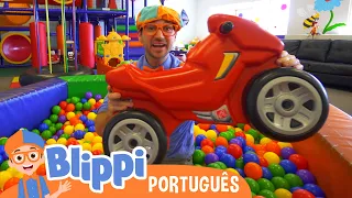 Blippi Visita um Fidgets Parque Coberto | +Vídeos Educativos para Crianças | As Aventuras de Blippi