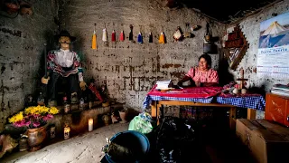 Doña Isabel, GUIA ESPIRITUAL MAYA o Ajq'ij, contadora del tiempo, una mujer admirable