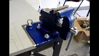 Quick Removable Bench Vise Mounting System