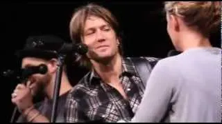 Keith Urban and Sugarland - Seven Bridges Road (Live)